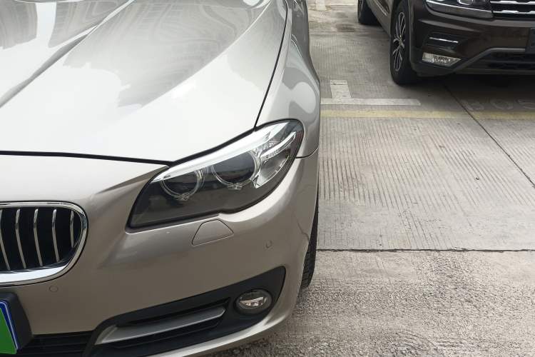 Used BMW 5 Series 2017 520Li Elegant Edition
