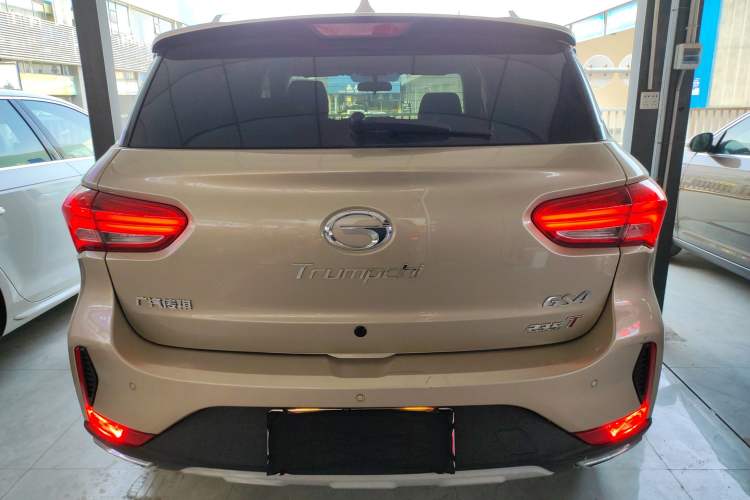 Used GAC Trumpchi GS4 2018 235T Automatic Two-Wheel Drive Luxury Smart Connectivity Millionth Anniversary Edition
