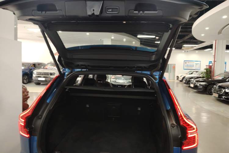 Used Volvo XC60 2018 T5 4x4 Smart & Sporty Edition