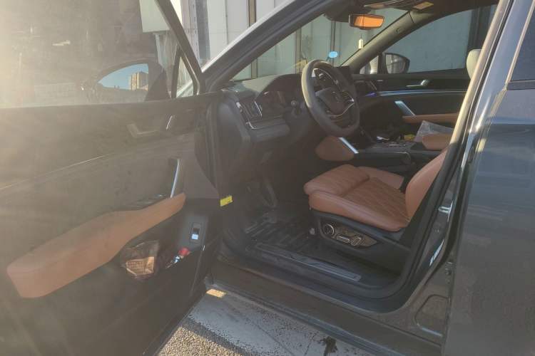 Used BYD Tang New Energy 2023 DM-i Champion Edition 112KM Prestige Model