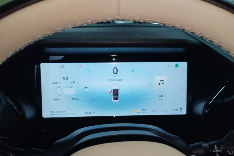 Used Geely Auto Monjaro L 2025 Dongfang Yao 2.0TD Automatic All-Wheel-Drive Wangyue Edition