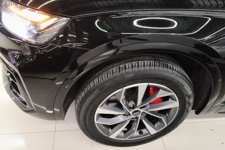 Used Audi Q5L 2024 40 TFSI Luxury Dynamic Edition
