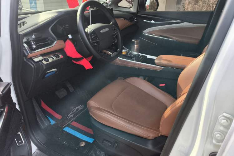 Used SAIC MAXUS G50 2021 PLUS 1.5T Automatic Escort Edition