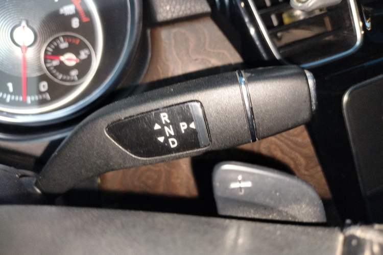 Used Mercedes-Benz GLE 2017 GLE 320 4MATIC Dynamic Model
