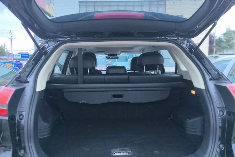 Used Geely Auto Emgrand X7 Sport 2016 2.0L Manual Smart Connect Version