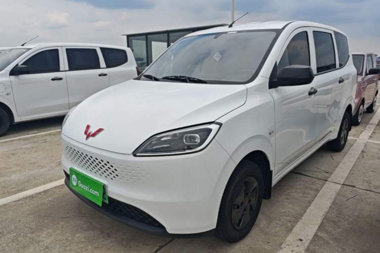 Used Wuling Hongguang New Energy 2025 Extended-Range Hybrid 50 km Utility Version