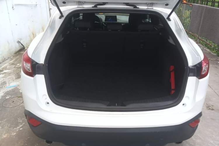 Used Mazda CX-4 2018 2.0L Automatic Two-Wheel Drive Blue Sky Dynamic Version China VI Standard
