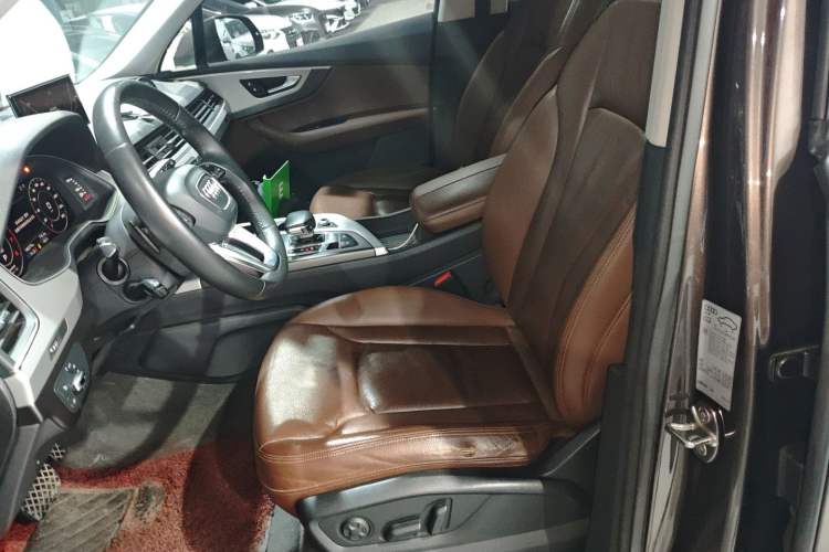 Used Audi Q7 2016 45 TFSI Technology Edition Left Front Seat