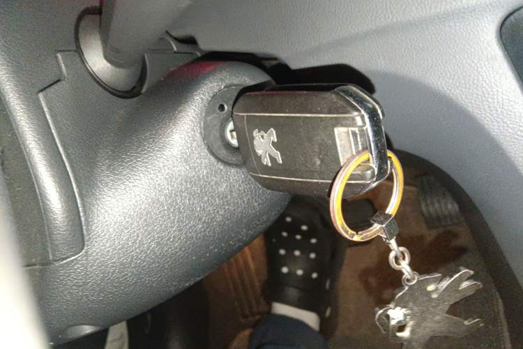 Used Peugeot 508 2013 2.0L 2nd Anniversary Edition Automatic Smart Enjoyment Version