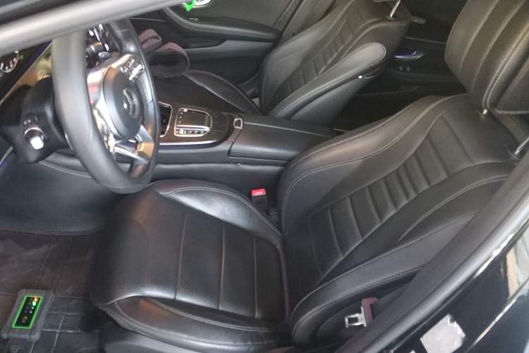 Used Mercedes-Benz E-Class 2019 E 300 L Sporty and Stylish Model