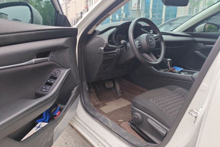 Used Mazda 3 Axela 2023 2.0L Automatic Zhiqing Edition Driver Seat
