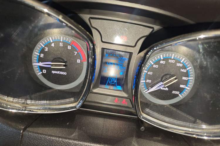 Used FAW Yingzhi G3 2015 1.5L CVT Zhihao Edition Odometer Close Up