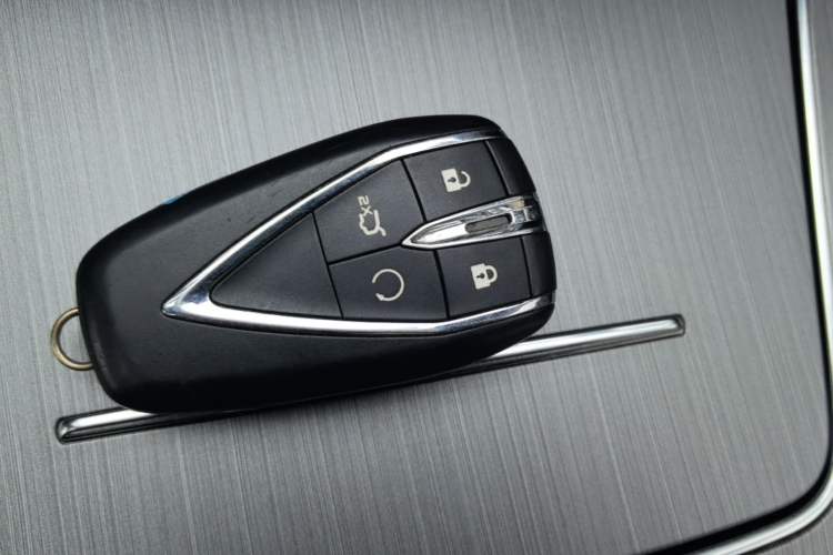 Used CHANGAN OSHAN X7 2020 1.5T Automatic Luxury Version