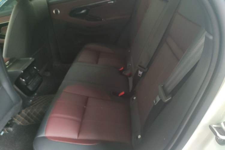 Used Land Rover Range Rover Evoque 2023 Aurora L 249 PS Luxury Edition
