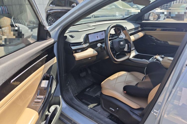 Used Geely Galaxy L6 2023 125km PLUS
