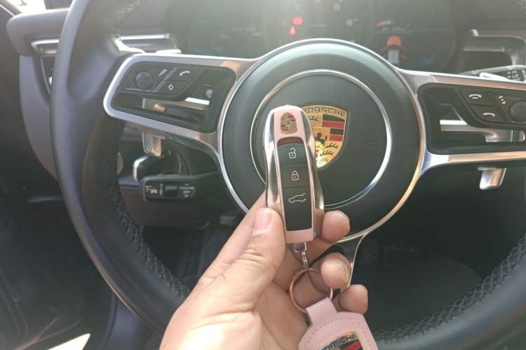 Used Porsche Macan 2021 Macan 2.0T
