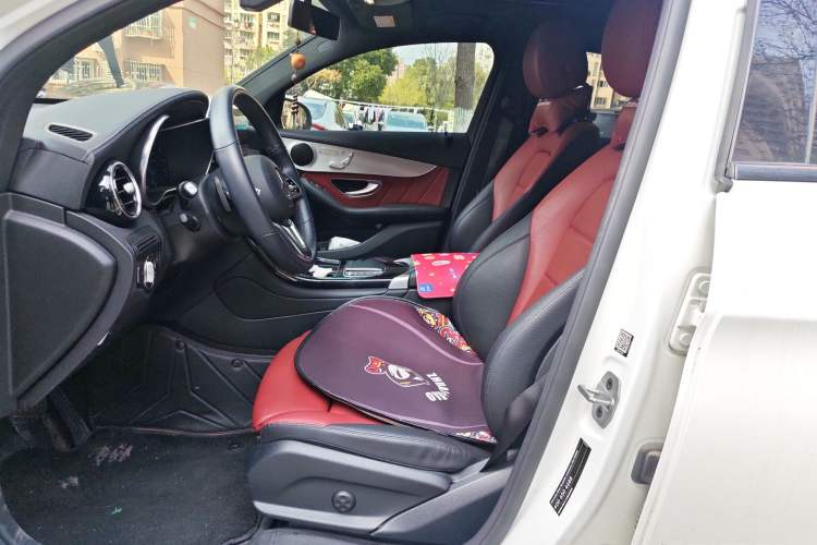 Used Mercedes-Benz GLC Coupe 2023 GLC 260 4MATIC Coupe SUV
