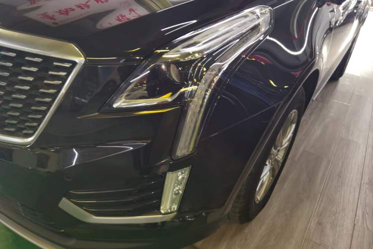 Used Cadillac XT5 2021 28T Luxury Model
