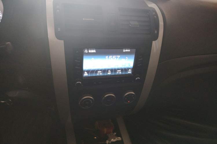 Used Foton Tunland 2018 2.4L E5 Two-Wheel Drive Elite Version Long Wheelbase 4G69S4M
