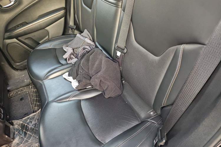 Used Jeep Compass 2017 200T Automatic Family Edition
