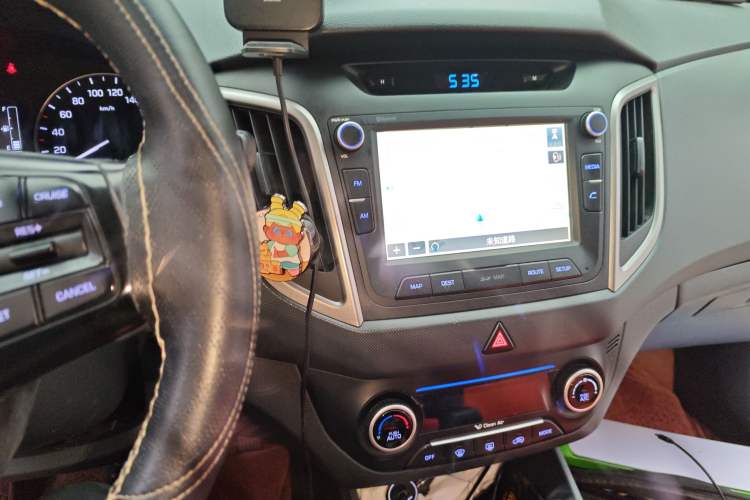 Used Hyundai ix25 2015 1.6L Automatic Two-Wheel-Drive Deluxe DLX Model