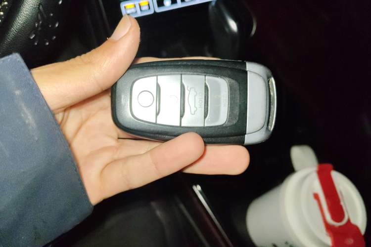 Used Hongqi H5 2019 30TD Smart Connect Dynamic Edition