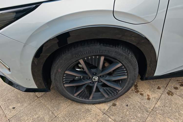 Used Honda e:NS2 2024 Light-Chasing Version Left Front Wheel Hub