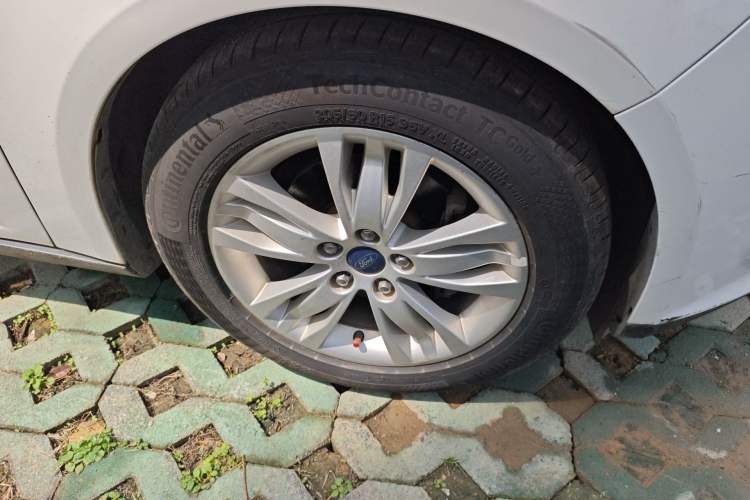 Used Ford Focus 2012 Hatchback 1.6L Manual Comfort Model