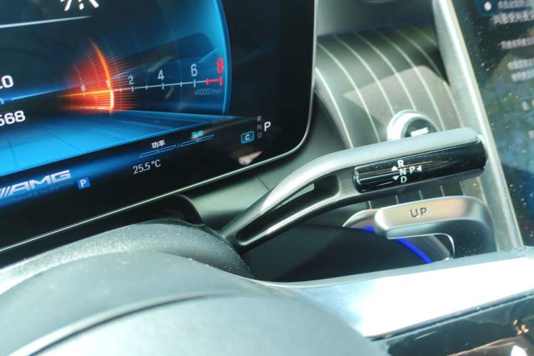 Used Mercedes-Benz GLC AMG 2024 AMG GLC 43 4MATIC Gear Lever