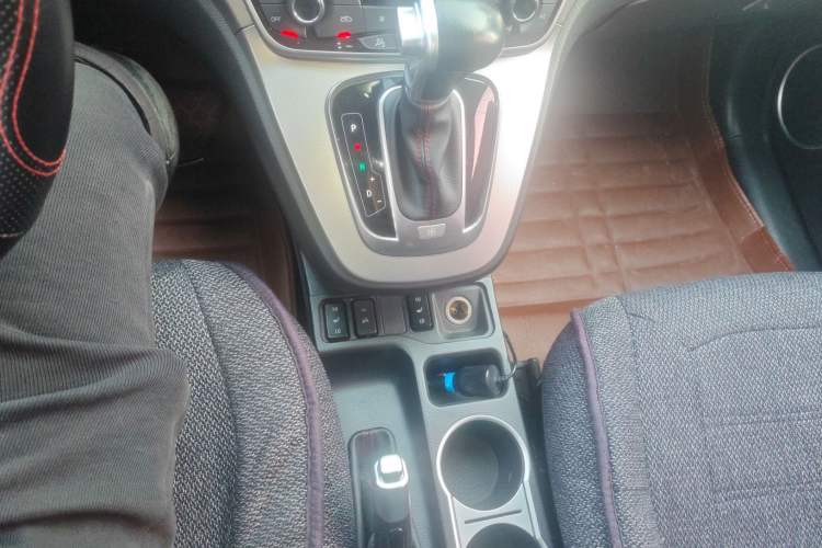 Used Haval H6 2015 Sport Edition 1.5T Automatic Two-Wheel Drive Luxury Model
