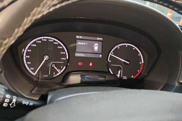 Used Qoros 3 2014 Sedan 1.6L Automatic Zhiyue Model