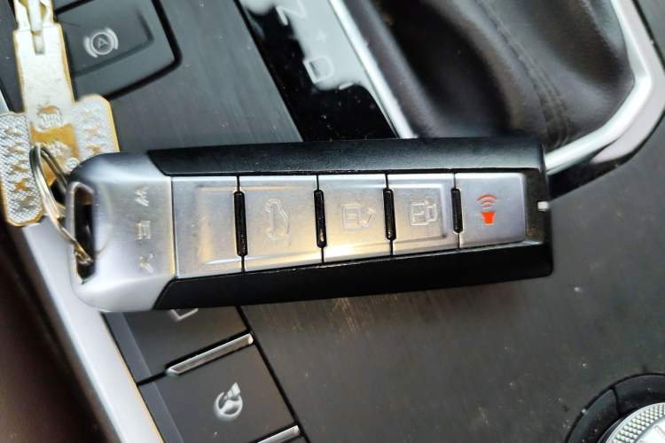 Used Wey VV5 2017 2.0T Ultra-Luxury Version