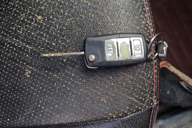 Used FORTHING Joyear X5 2013 1.6L Manual Luxury Model China IV Standard Vehicle Key