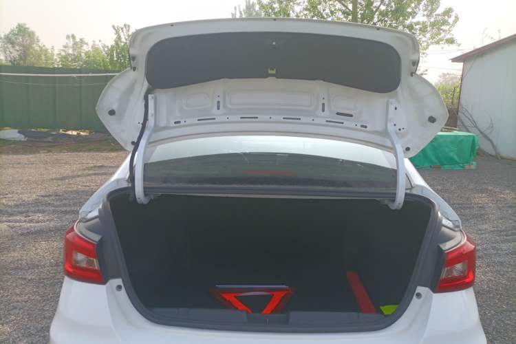 Used Chery Arrizo 5 2019 1.5L Manual New Youth Edition China VI Standard Trunk