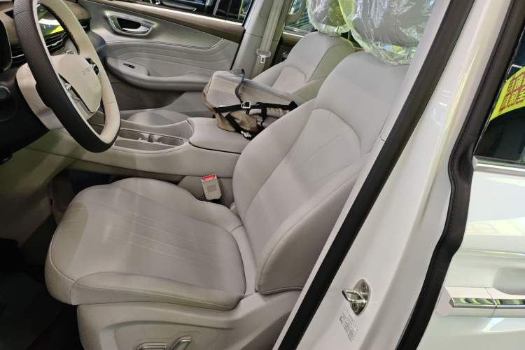 Used Roewe iMAX8 New Energy 2025 1.5T DMH Lu Zun Deluxe Edition Left Front Seat