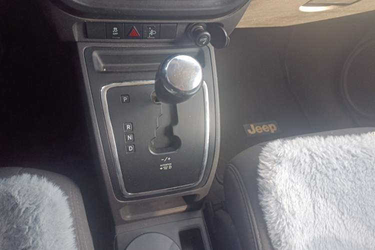 Used Jeep Compass  Gear Lever