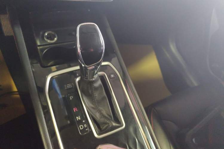 Used Dongfeng Fengon 580 2021 Revised ☆ Star Edition 1.5T Automatic Luxury Version