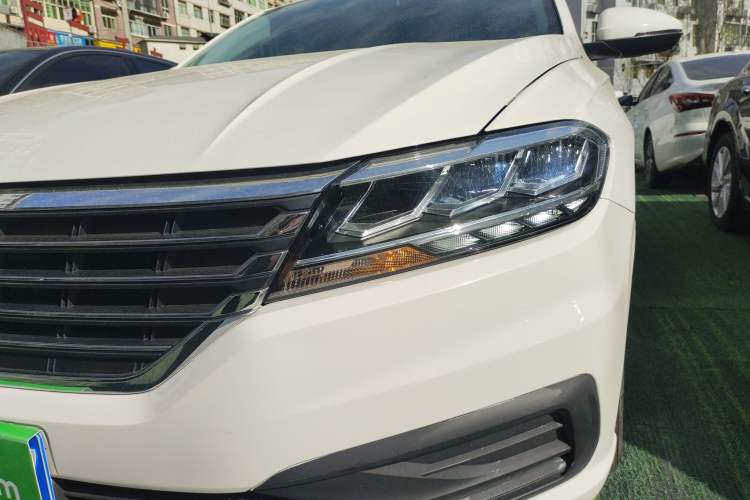 Used Volkswagen Lavida 2022 1.5L Automatic Fashion Edition Left Front Headlight