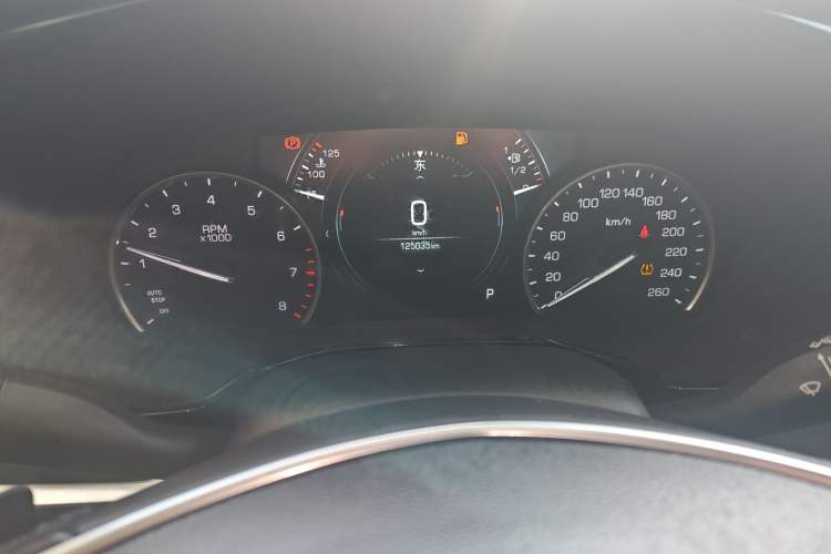 Used Cadillac XT5 2018 25T Luxury Model
