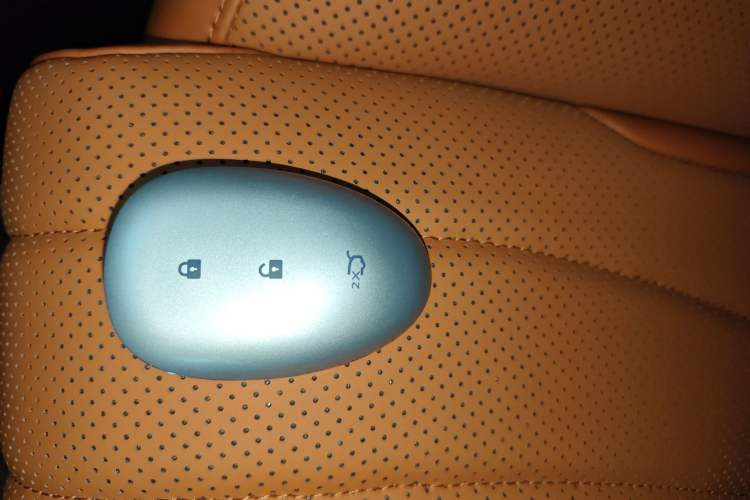 Used CHANGAN NEVO Q07 2025 Model 215 Laser Flagship PLUS
