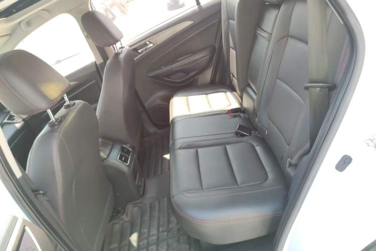 Used CHANGAN CS75 2016 1.8T Automatic Elite Model China V Standard Left Rear Seat