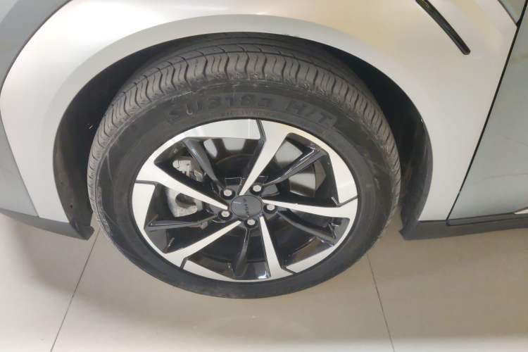 Used AION Y 2023 Y Business Edition
