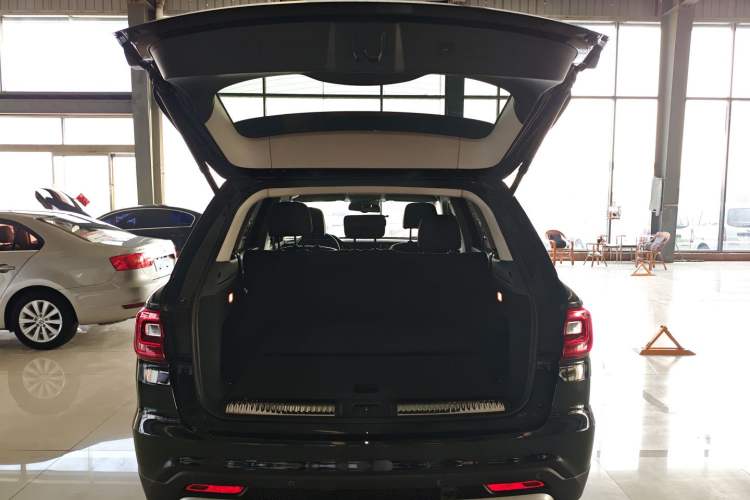 Used Hongqi HS7 2021 2.0T DCT Two-Wheel Drive Smart Connect Flagship Edition
