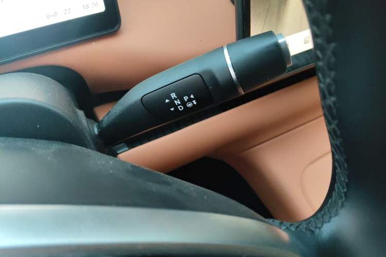 Used Leapmotor C10 2024 530 Smart Edition Gear Lever