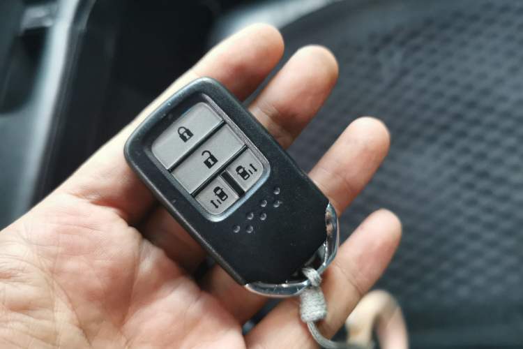 Used Honda Elysion 2019 2.0L Hybrid Luxury Edition
