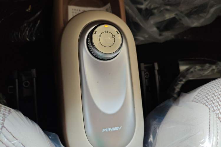 Used Wuling Hongguang MINIEV 2025 Four-Door Version Advanced Edition