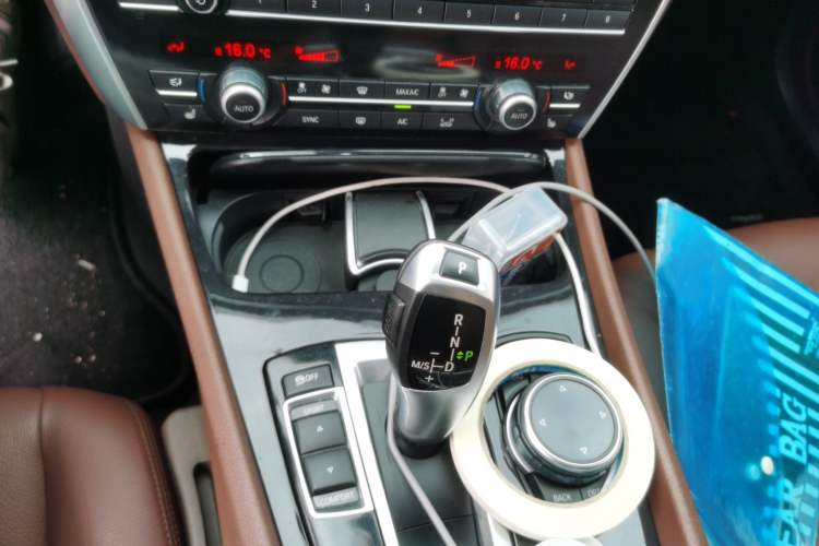 Used BMW 5 Series GT 2014 535i Leading Model