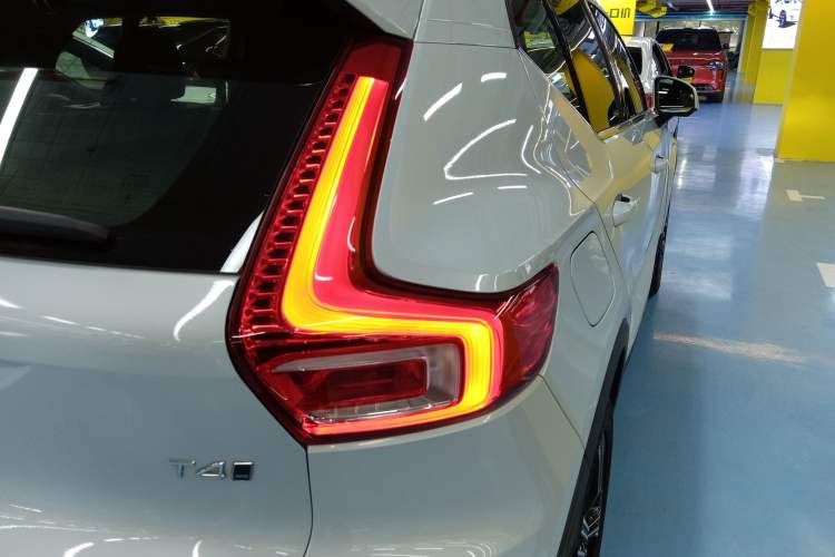 Used Volvo XC40 2021 T4 Four-Wheel Drive Smart Luxury Edition