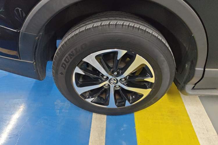 Used Toyota RAV4 2016 2.0L CVT Two-Wheel Drive Smart Edition China V Standard