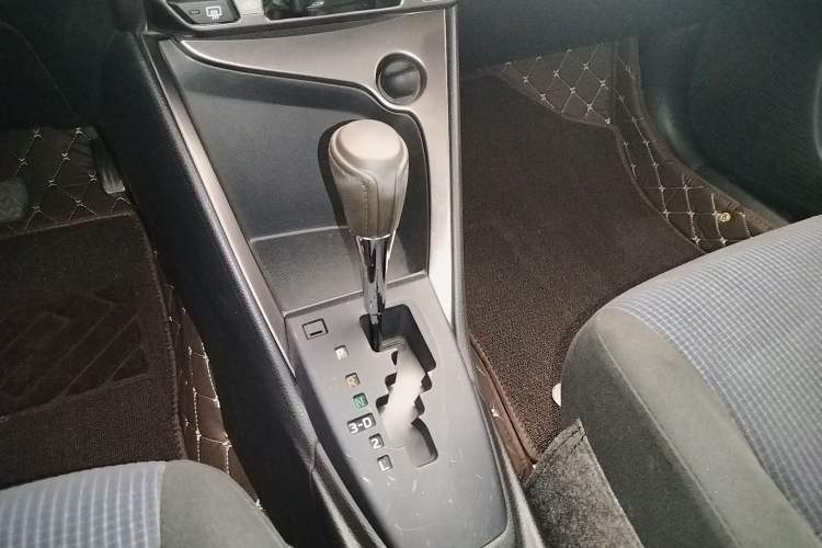 Used Toyota YARiS L Zhi Xuan 2016 1.5E Automatic JingSu Edition